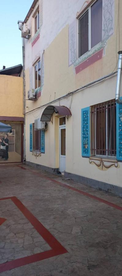 Bonjour House Hotel Jerevan Buitenkant foto