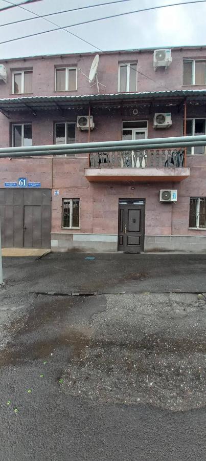 Bonjour House Hotel Jerevan Buitenkant foto