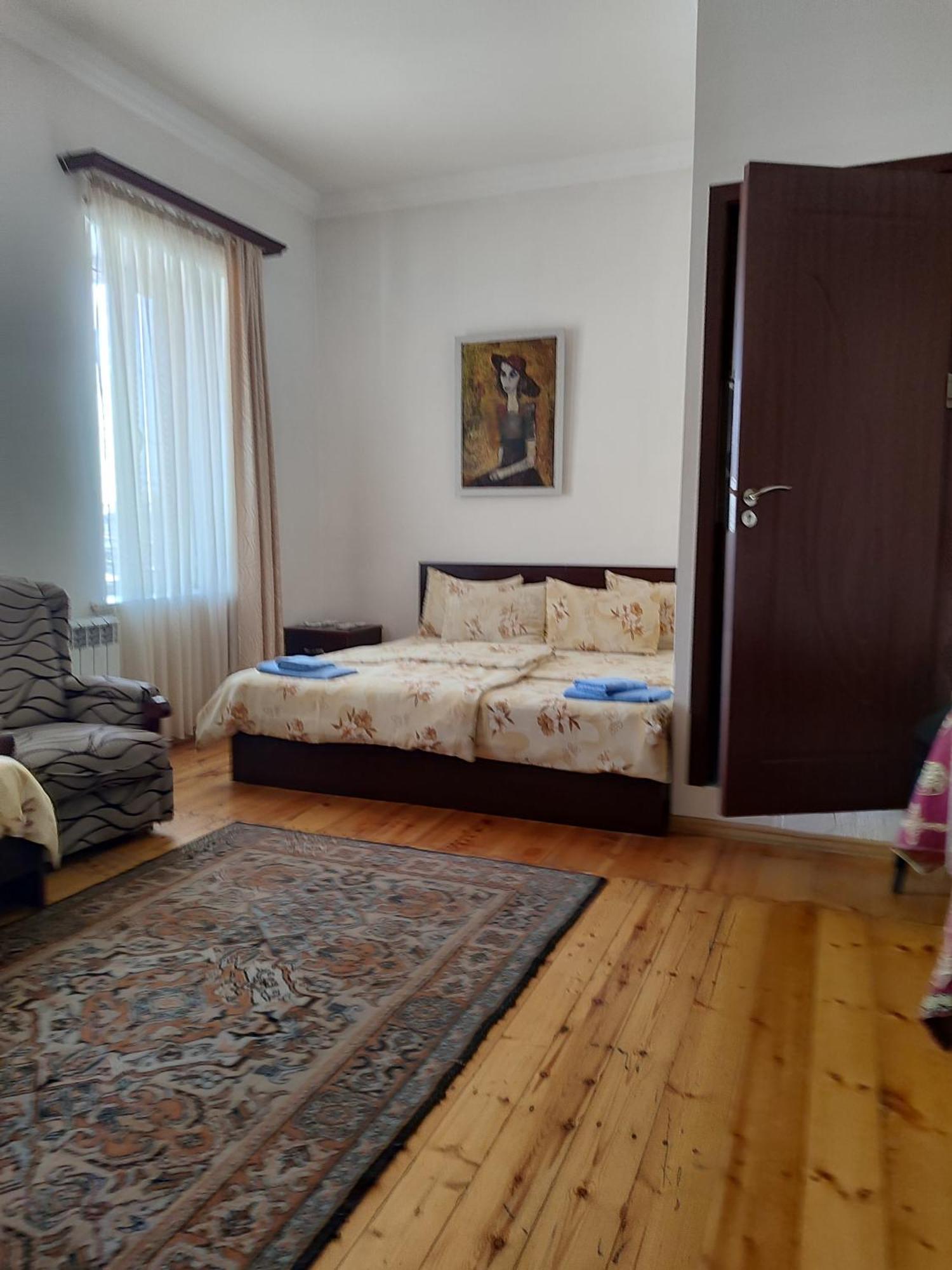 Bonjour House Hotel Jerevan Buitenkant foto